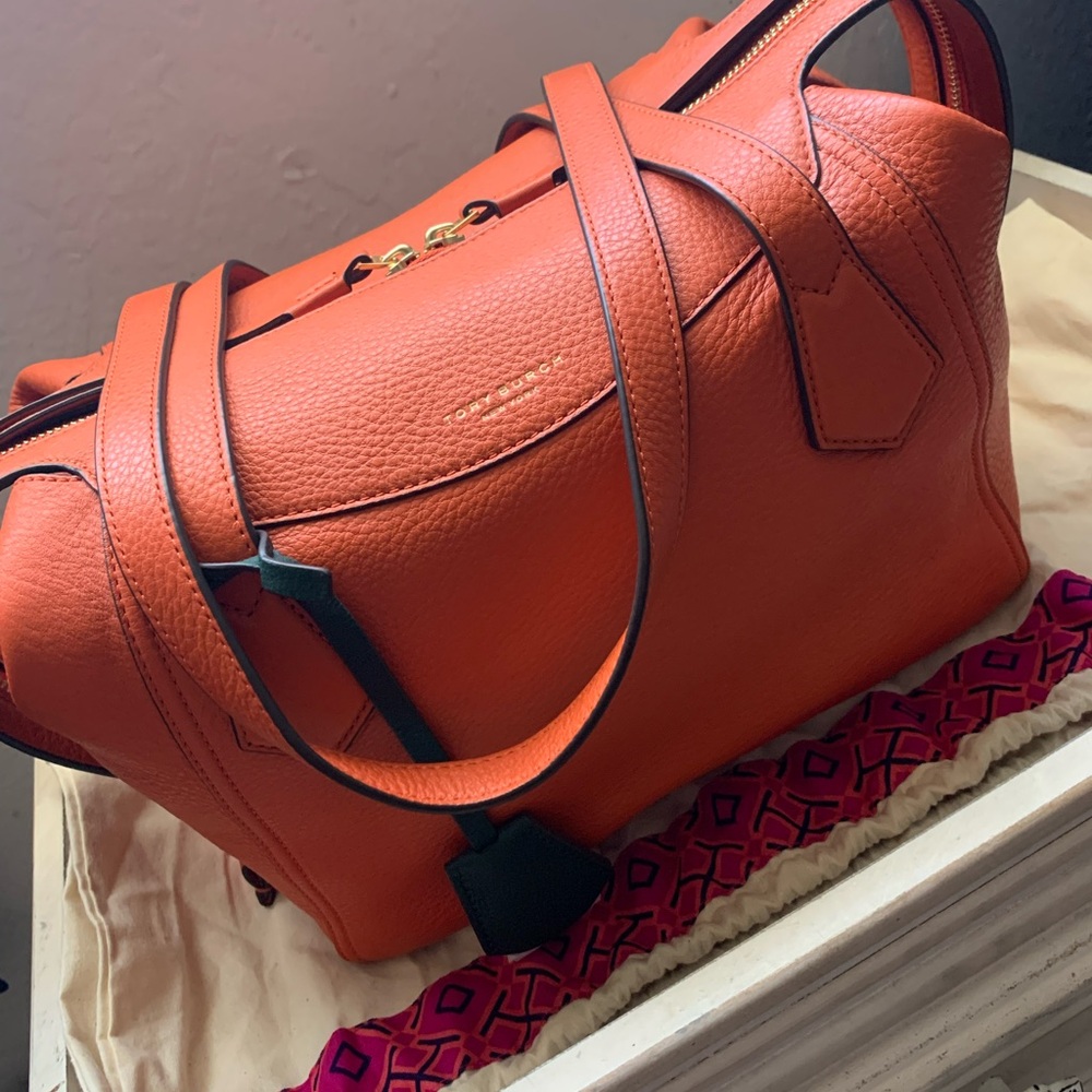 TORY BURCH